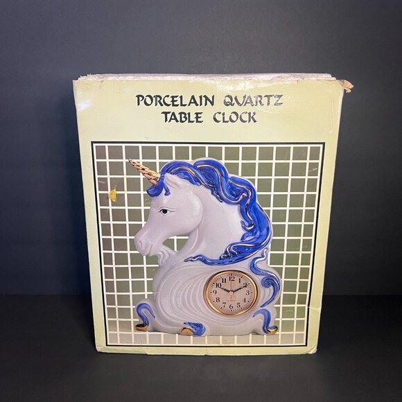 Vintage RARE Hand Painted Porcelain Blue & White Gold Unicorn Quartz Table Clock - Picture 9 of 12